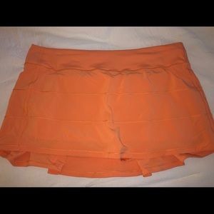 Brand new lulu skirt size 14